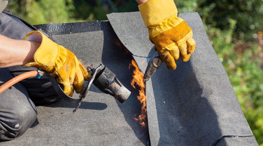 Professional flood damage restoration services in Hiawassee, GA